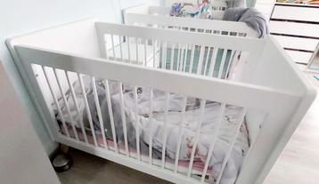 2 babybedjes Bopita Lynn, Kinderen en Baby's, Babywiegjes en Ledikanten, Ophalen, Zo goed als nieuw