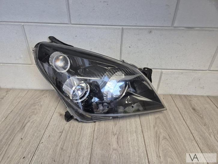 Opel Astra H 2004 - 2010 koplamp xenon rechts mooi helder, Auto-onderdelen, Verlichting, Opel, Gebruikt, Ophalen of Verzenden
