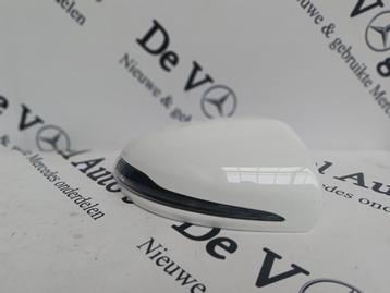 Spiegelkap rechts van een Mercedes C-Klasse (9149) beschikbaar voor biedingen