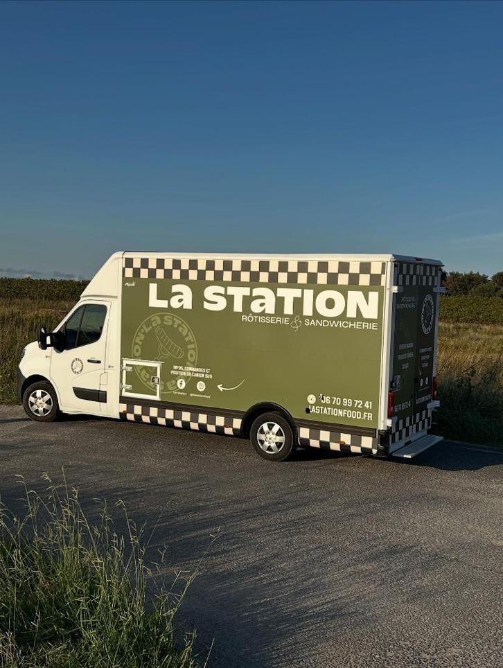 FOODTRUCK - NISSAN NV 400 (2022) - VASP, Zakelijke goederen, Stock en Retail | Verkoopwagens, Ophalen