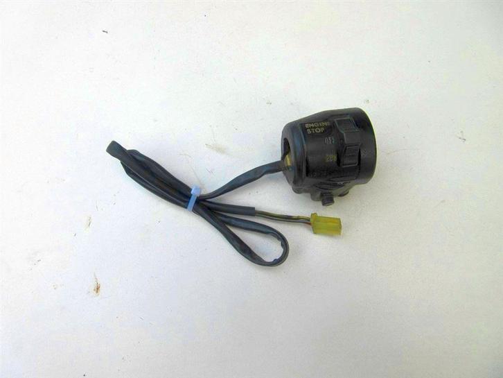 Kawasaki LTD305 stuurschakelaar R KZ 305 LTD stuur knoppen, Motoren, Onderdelen | Kawasaki, Gebruikt, Ophalen of Verzenden