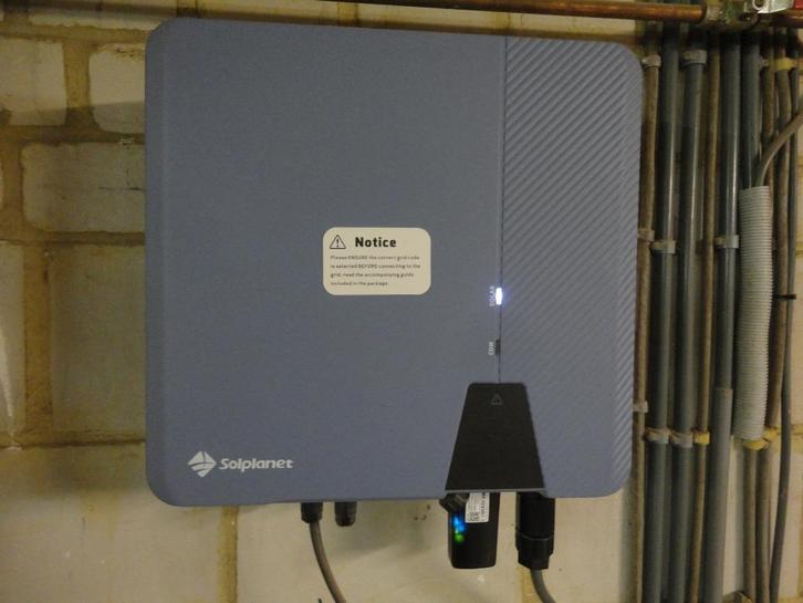 Omvormer zonnepanelen ASW3000-S en ASW6000-T - 9 KVA -, Doe-het-zelf en Bouw, Zonnepanelen en Toebehoren, Zo goed als nieuw, Compleet systeem