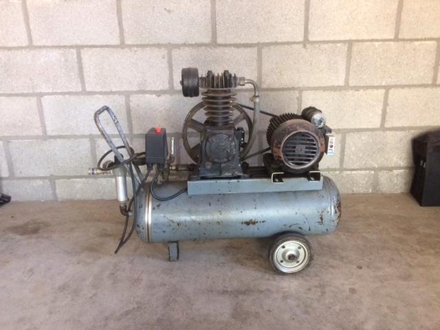 COMPRESSOR, Doe-het-zelf en Bouw, Compressors, Gebruikt, 6 tot 10 bar, Ophalen