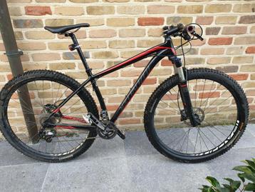 Mountainbike specialized stumpjumper MOET WEG beschikbaar voor biedingen