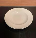 2 diepe borden tognana, Huis en Inrichting, Ophalen, Gebruikt, Bord(en)