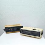 2 radio-réveils vintage à tableau à feuilles mobiles, Analogique, Utilisé, Enlèvement ou Envoi