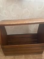 Houten krantenhouder, Huis en Inrichting, Woonaccessoires | Krantenbakken en Lectuurbakken, Ophalen