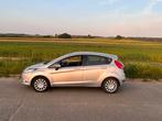 Ford Fiesta 1.6 Tdci econect Euro 5, Auto's, Ford, Te koop, Zilver of Grijs, 70 kW, Stadsauto