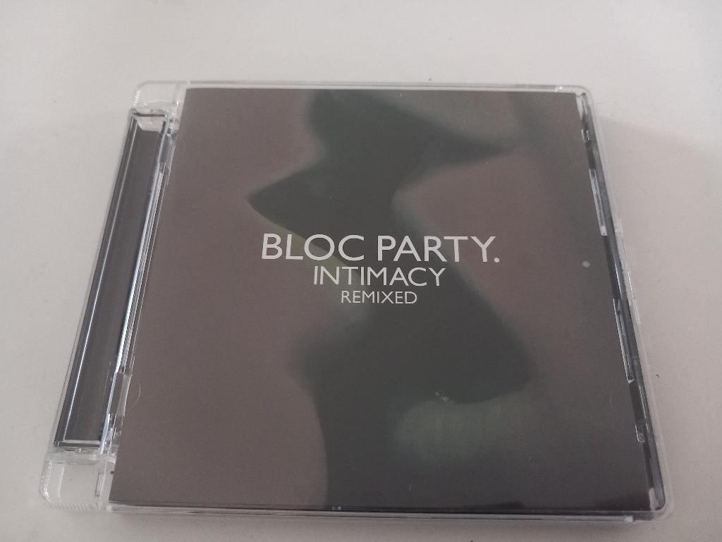 CD Bloc Party Intimacy Remixed Indie Rock New Wave Electro, Ophalen of Verzenden, Zo goed als nieuw, Alternative