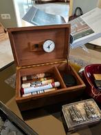 Vintage Elie Blue sigaren humidor, Verzamelen, Rookartikelen, Aanstekers en Luciferdoosjes, Ophalen of Verzenden, Gebruikt, Overige typen