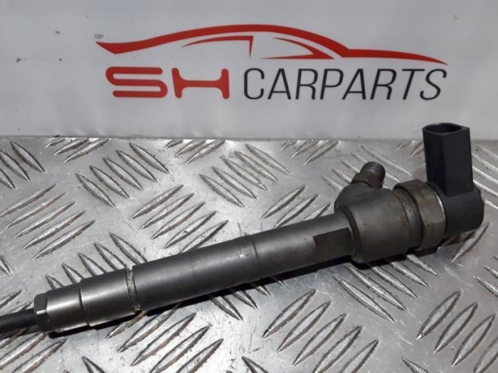 Injecteur (diesel) d'un Mercedes CLC-Klasse, Autos : Pièces & Accessoires, Systèmes à carburant, Mercedes-Benz, Utilisé, 3 mois de garantie