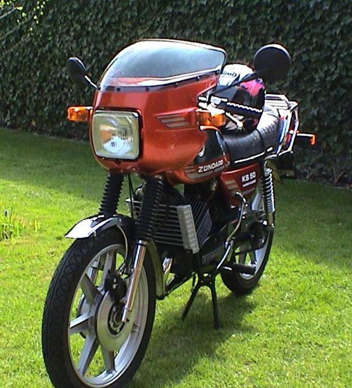 zundapp 529/530 lange linker voorlichtbeugels voor stuurkuip, Fietsen en Brommers, Brommeronderdelen | Zundapp, Nieuw, Koplamp