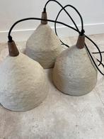 Hanglampen 3 stuks uit papier-mache (by-boo), Huis en Inrichting, Ophalen, Zo goed als nieuw, Overige materialen, 75 cm of meer