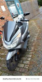 Honda pcx 125 met OH boekje, Motoren, Particulier