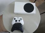 Xbox Series S + 2 controllers + kabel (HDMI + voeding), Games en Spelcomputers, Spelcomputers | Xbox Series X en S, Verzenden