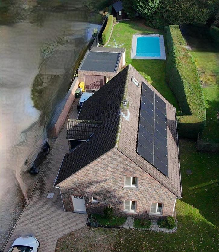 Woning in groene omgeving met zwembad, Immo, Huizen en Appartementen te koop, Antwerpen (stad), 500 tot 1000 m², Vrijstaande woning