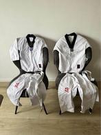 2 taekwondo Pakken maat 100-120. 40€ voor 2, Utilisé, Taekwondo, Enlèvement ou Envoi