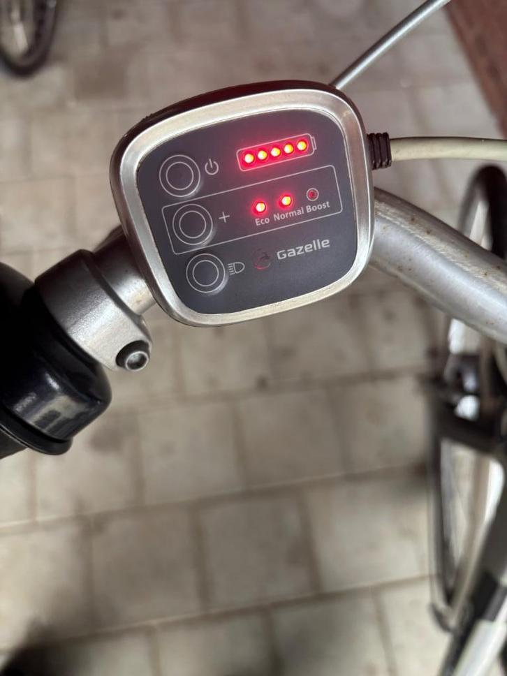 Elektrische fiets gezelle, Fietsen en Brommers, Elektrische fietsen, Gebruikt, Gazelle, Ophalen