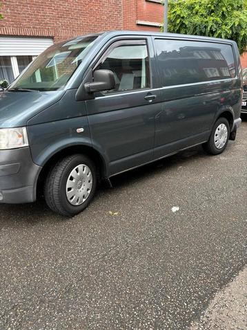 VW Transporter 2.5 diesel 325000km 2009 euro 4 climatisation, Autos, Argent ou Gris, Achat, 4 portes, Noir