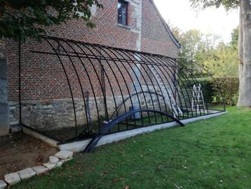 Fabrication de serre en fer forgé beschikbaar voor biedingen