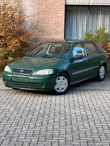 Opel Astra 1.6 Essence Automatique