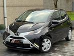 Toyota Aygo 1.0i VVT-i 1Main Airco Led Faible Km Ct ok !!, Cuir, Achat, Euro 6, Entreprise