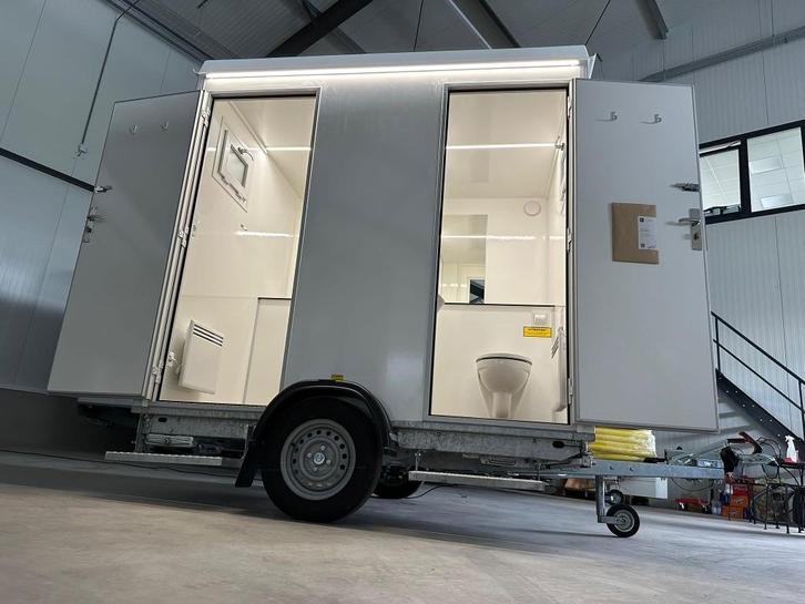 Toiletwagens te koop diverse modellen wc wagen toilet, Hobby en Vrije tijd, Feestartikelen | Verhuur, Nieuw, Ophalen