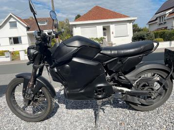 Super Soco TC MAX full black, Enlèvement