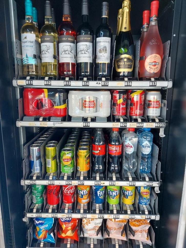 2 automaten met daartussen betaalterminal, Zakelijke goederen, Overige Zakelijke goederen, Ophalen