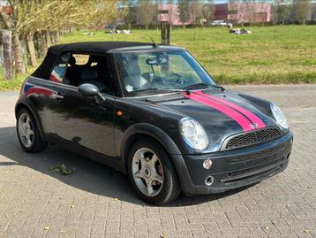 Mini one / cabrio / 2007 /  disponible aux enchères