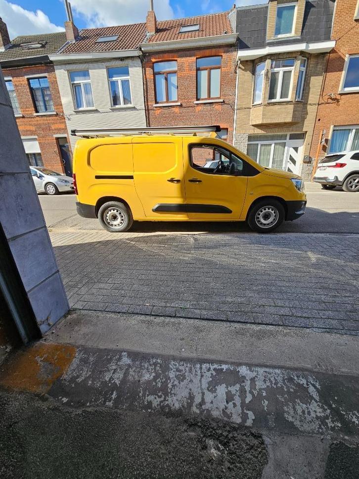 OPEL COMBO XL - 2020 BENZINE EURO 6D, Auto's, Bestelwagens en Lichte vracht, Particulier, Navigatiesysteem, Opel, Benzine, Ophalen