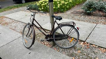 Damesfiets beschikbaar voor biedingen
