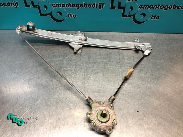 Mécanique vitre 2portes avant gauche d'un Toyota Funcruiser, Autos : Pièces & Accessoires, Vitres & Accessoires, Toyota, Utilisé