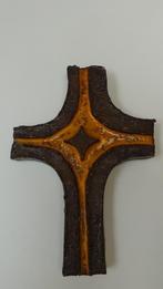 Crucifix en céramique, Antiquités & Art, Antiquités | Céramique & Poterie, Enlèvement ou Envoi