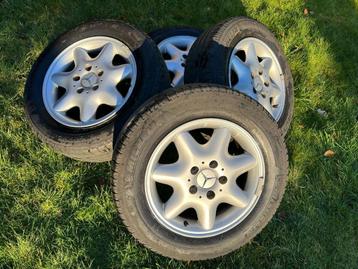Mercedes velgen 15 inch beschikbaar voor biedingen