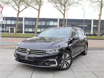 Volkswagen Passat Variant GTE 1.4 TSI PHEV 218PK Automaat 20, Auto's, Automaat, Gebruikt, Bedrijf, Break