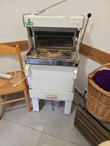 Machine a couper le pain, Enlèvement, Comme neuf