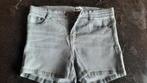 Grijze short - maat 164 - Merk: Molo, Broek, Ophalen of Verzenden, Zo goed als nieuw, Molo