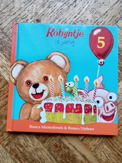 Robijntje is jarig : Bianca Mastenbroe & Remco Nieboer, Livres, Livres pour enfants | 4 ans et plus, Utilisé, Enlèvement ou Envoi