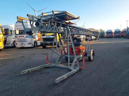 LMB BELGIUM 316 TL (bj 2002), Zakelijke goederen, Machines en Bouw | Liften, Steigers en Ladders