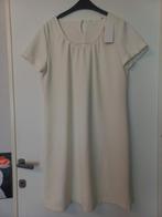 Prachtige jurk ecru 44 met label, Vêtements | Femmes, Robes, Enlèvement ou Envoi, Neuf
