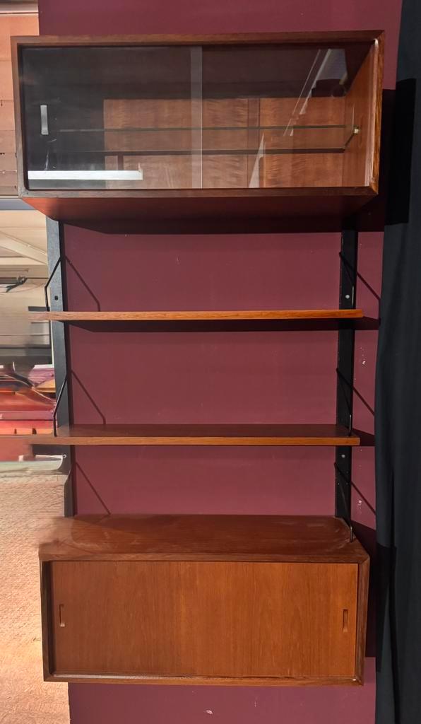 Poul Cadovius by Royal System vintage modulair wandsyateem, Huis en Inrichting, Kasten | Vitrinekasten, Gebruikt, 150 tot 200 cm