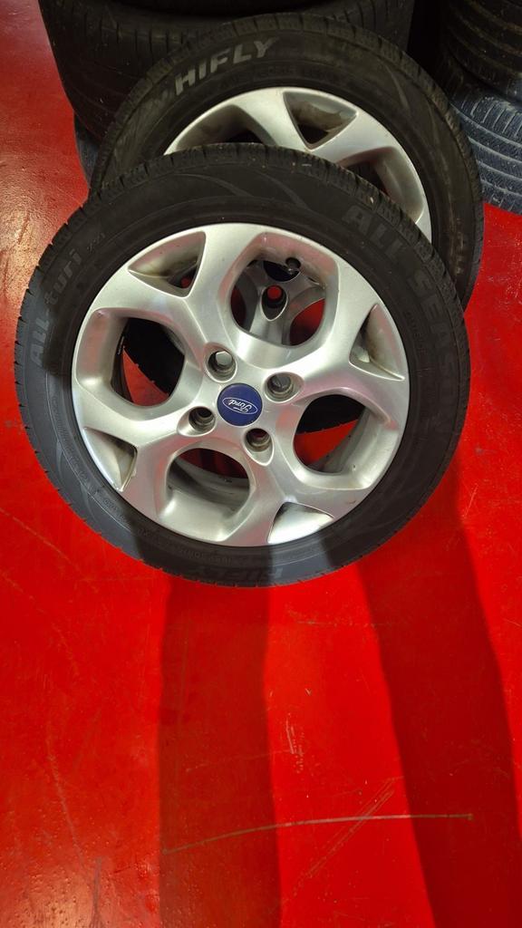 Org 15 inch Ford Fiesta Fusion B Max velgen allseason banden, Auto-onderdelen, Banden en Velgen, Banden en Velgen, All Season