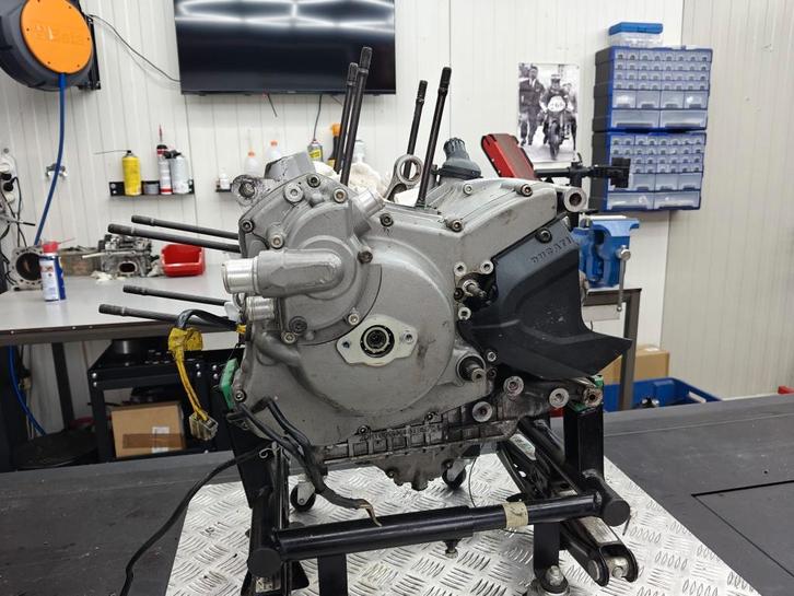 BLOC MOTEUR DUCATI 1098, Motos, Pièces | Ducati, Utilisé, Enlèvement