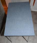 Vintage tafel + 3 stoelen, Huis en Inrichting, Ophalen, Gebruikt