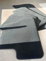 LOT DE 4 TAPIS ORIGINAUX AUDI A4 (B9), Enlèvement, Neuf