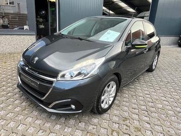Peugeot 208 Allure Premium - Automaat/panodak/camera beschikbaar voor biedingen
