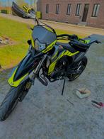Sherco 50 cc, Fietsen en Brommers, Ophalen, Zo goed als nieuw