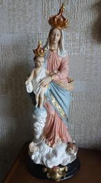 Antiek beeld met kind en engelen, Antiek en Kunst, Ophalen