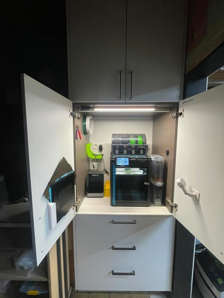 3d printer kast., Computers en Software, 3D Printers, Zo goed als nieuw, Ophalen